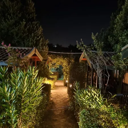 Cakil Restoran Ve Bungolov Bed & Breakfast Silivri